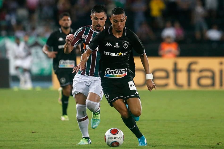 ATUAÇÕES: Luiz Fernando e Hugo são os piores no Botafogo em derrota para o Fluminense; veja notas