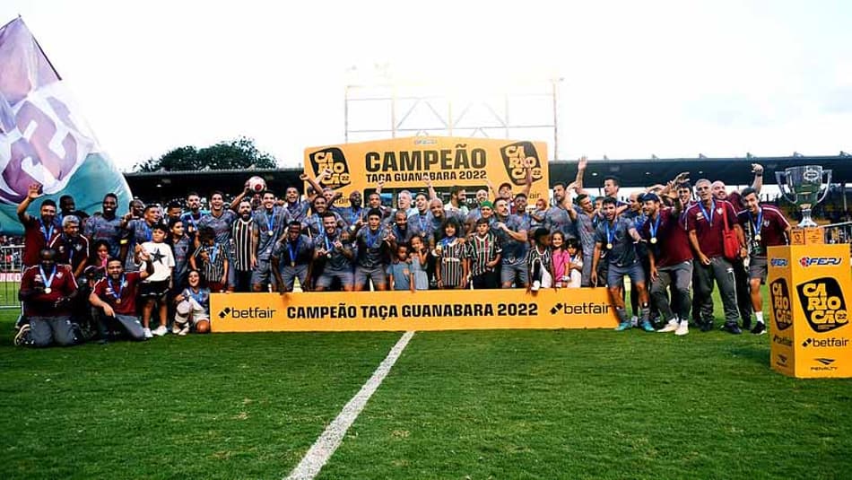 Muita comemoração: Veja as melhores fotos do título da Taça Guanabara vencido pelo Fluminense