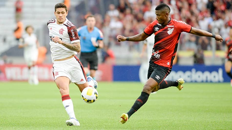 ATUAÇÕES: Flamengo não vai bem e amarga derrota na Arena da Baixada
