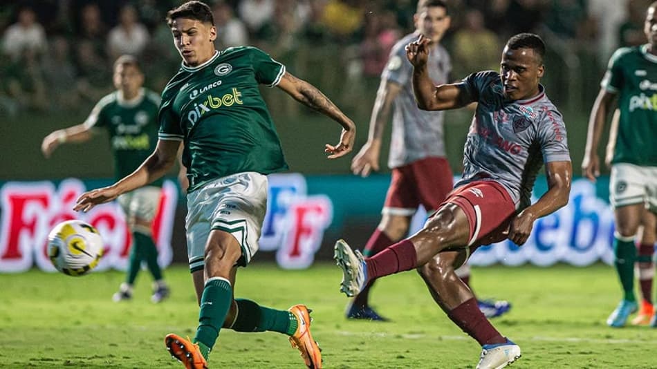 ATUAÇÕES: Arias e Cano marcam e se destacam em vitória do Fluminense; Willian garante virada