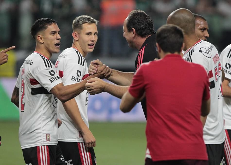 Confira como estão as negociações para renovações de contratos do elenco do São Paulo
