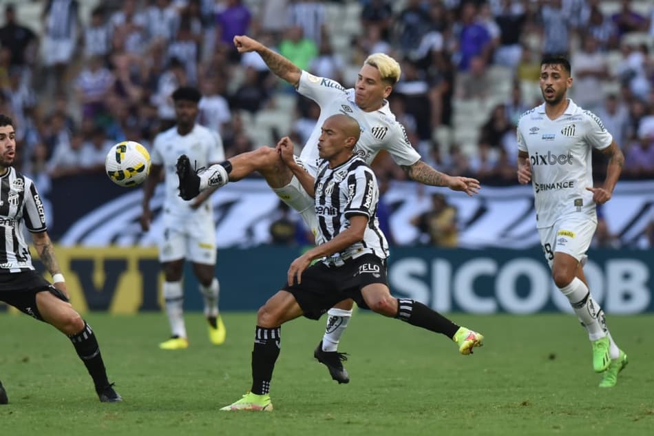 ATUAÇÕES: Santos não joga bem e, mesmo com gol de Marcos Leonardo, perde mais uma no Brasileirão