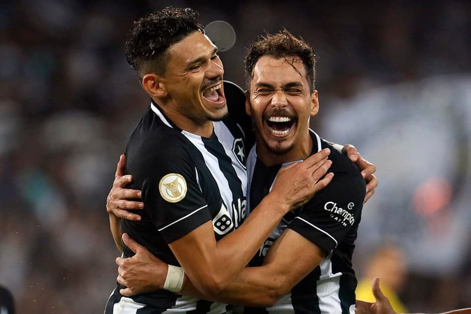ATUAÇÕES: Victor Cuesta e Tiquinho Soares garantem vitória do Botafogo; veja as notas