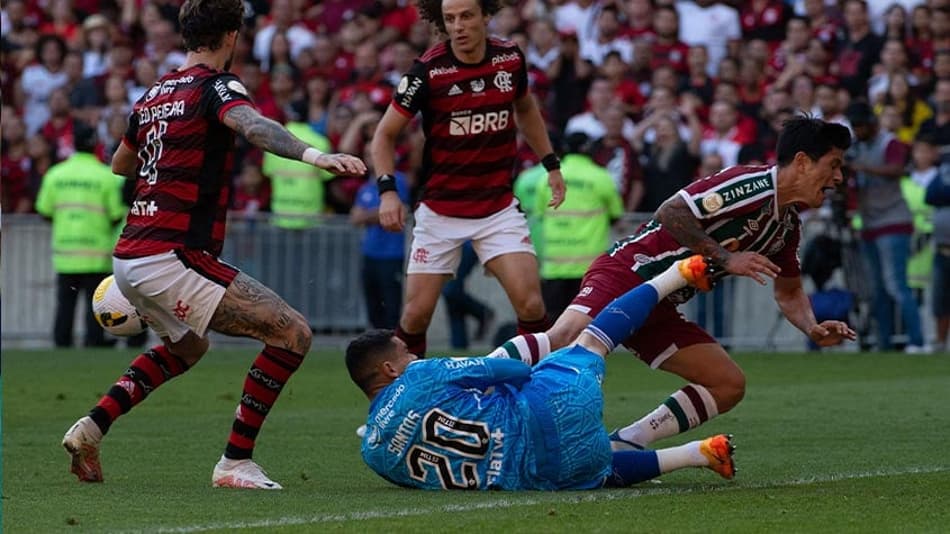 ATUAÇÕES: Santos e Léo Pereira falham em tarde apagada do Flamengo, marcada por expulsões e polêmicas