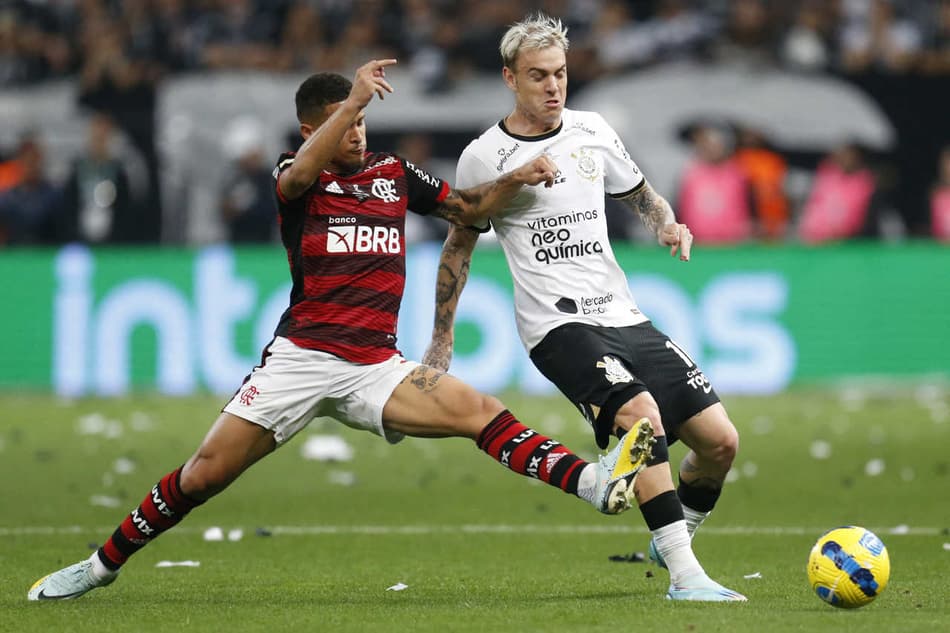 ATUAÇÕES: Coletivo vai bem, e Thiago Maia se destaca em empate do Flamengo; veja notas