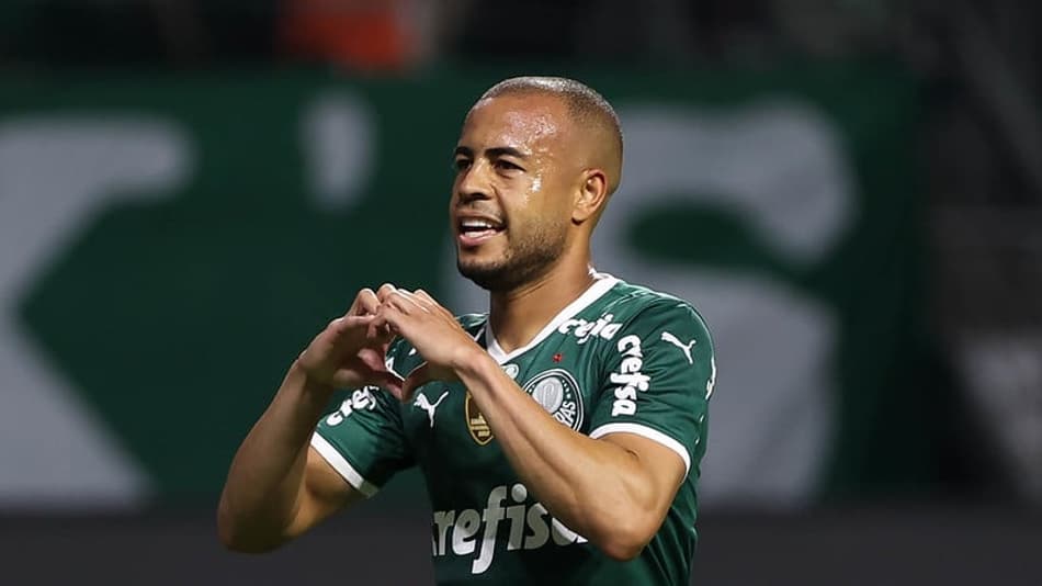 ATUAÇÕES: Lateral ou ponta, Mayke é “super-herói” em nova goleada do Palmeiras