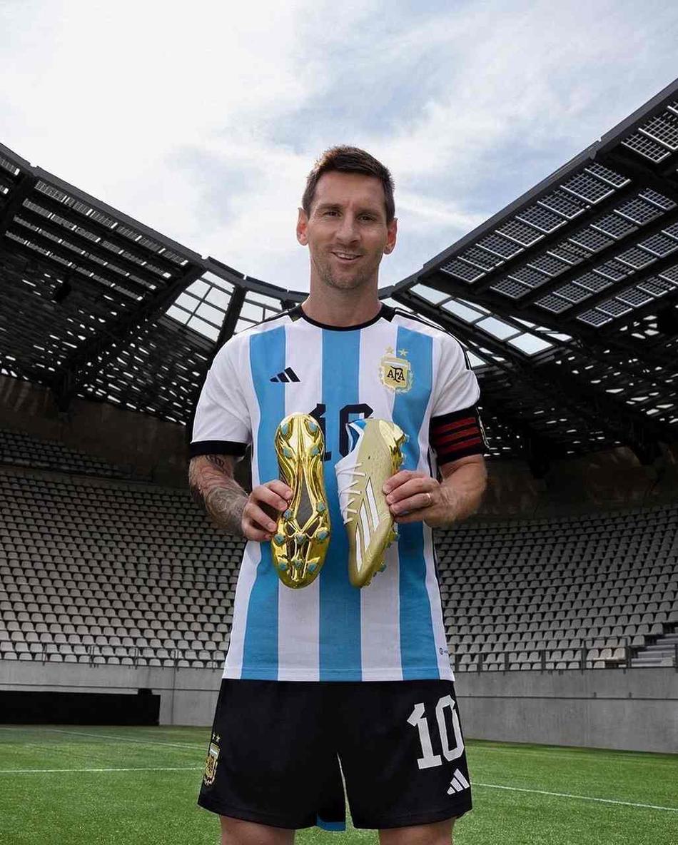 Chuteira Messi Copa do Mundo 2022