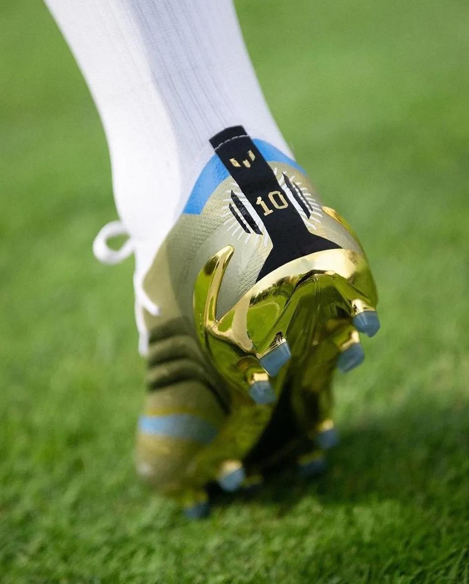 Chuteira Messi Copa do Mundo 2022
