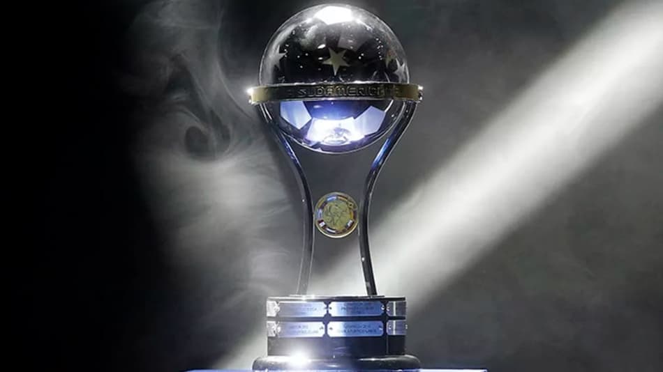 Racing x Cruzeiro terá disputa pela artilharia da Sul-Americana; confira a lista com os maiores goleadores