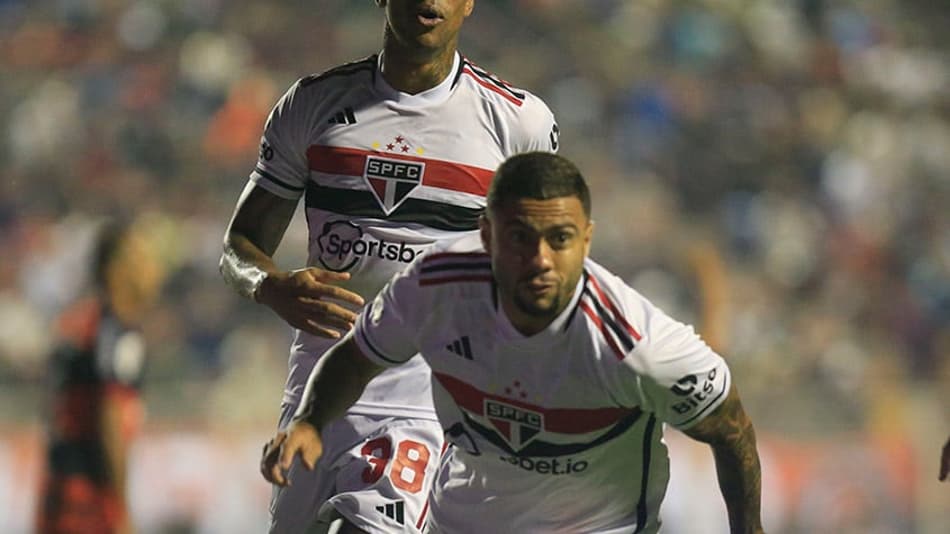 ATUAÇÕES: Meio de campo melhora, mas reserva Rato decide em classificação do São Paulo na Copa do Brasil