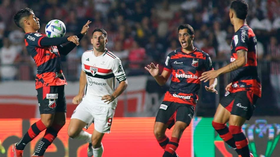 ATUAÇÕES: São Paulo não cria, erra o básico e se contenta com empate sem gols contra o Ituano