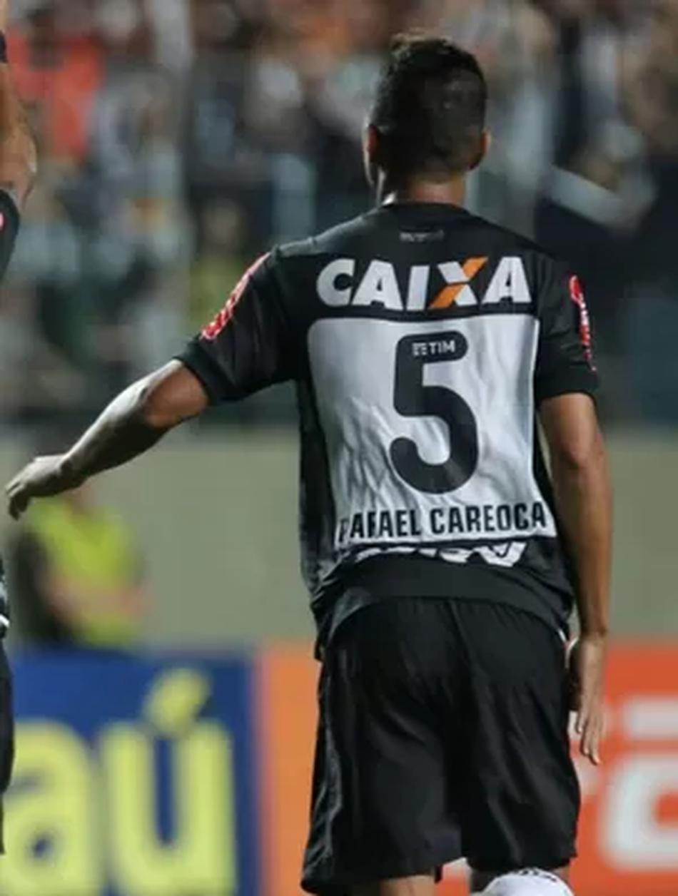 Rafael Carioca - erro na camisa / Rafael Careoca