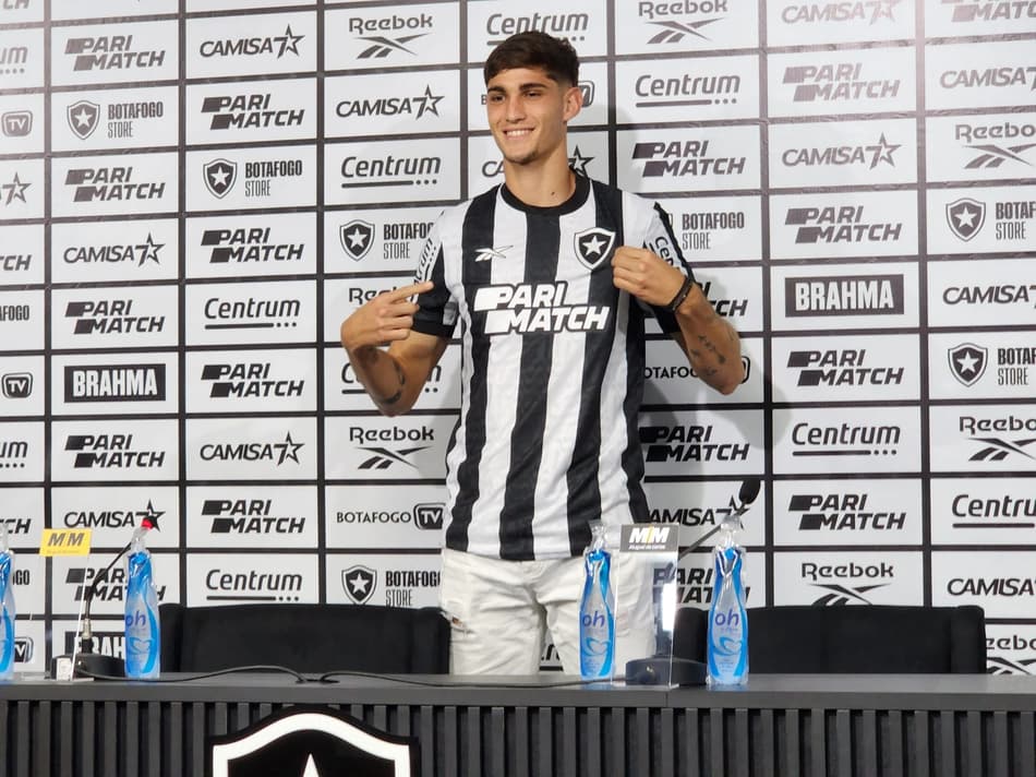 Valentin Adamo - Botafogo
