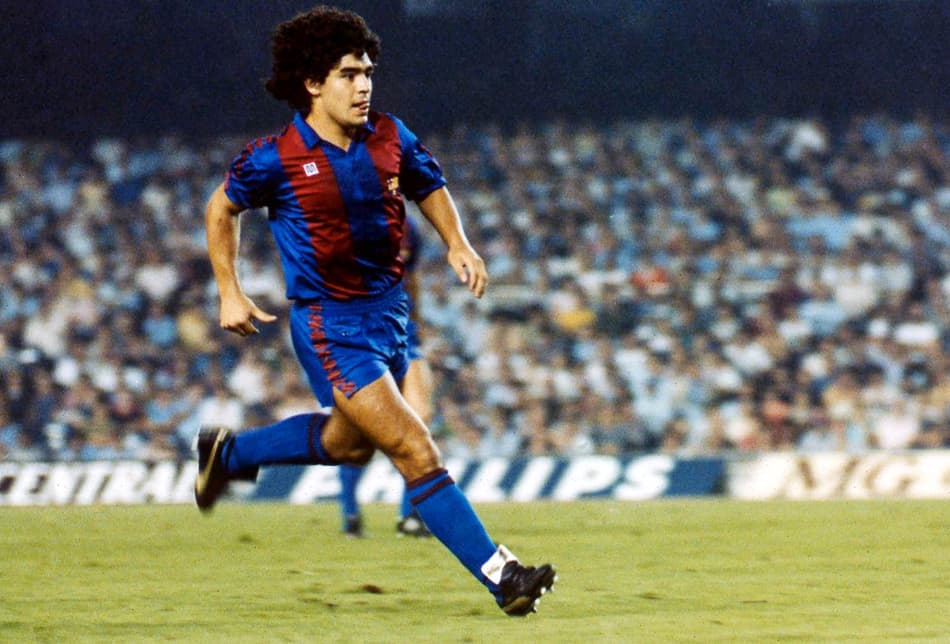 Maradona em Barcelona x Real Madrid (1983)