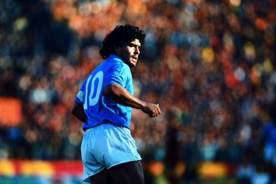 Maradona em Roma x Napoli (1987)