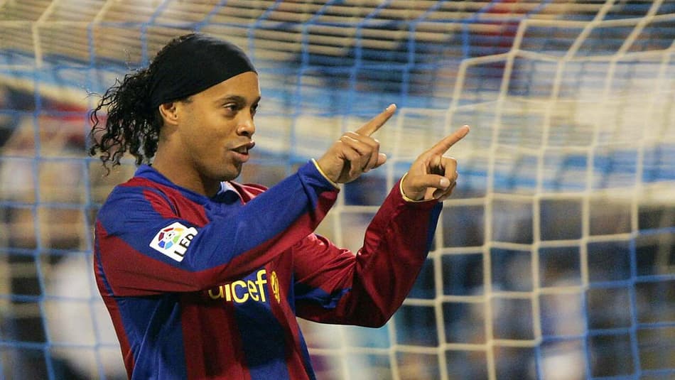 Brasil no top-3! Rádio define os 25 melhores jogadores do século; confira