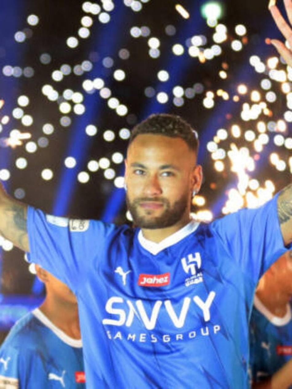 Neymar se apresentando no Al-Hilal