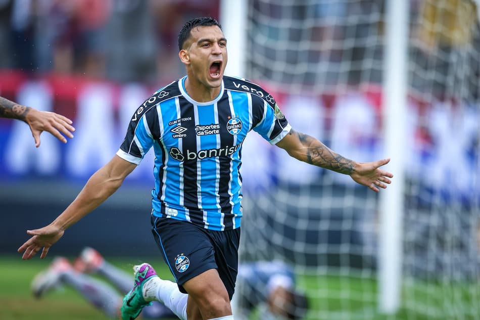 LUCAS UEBEL / GREMIO