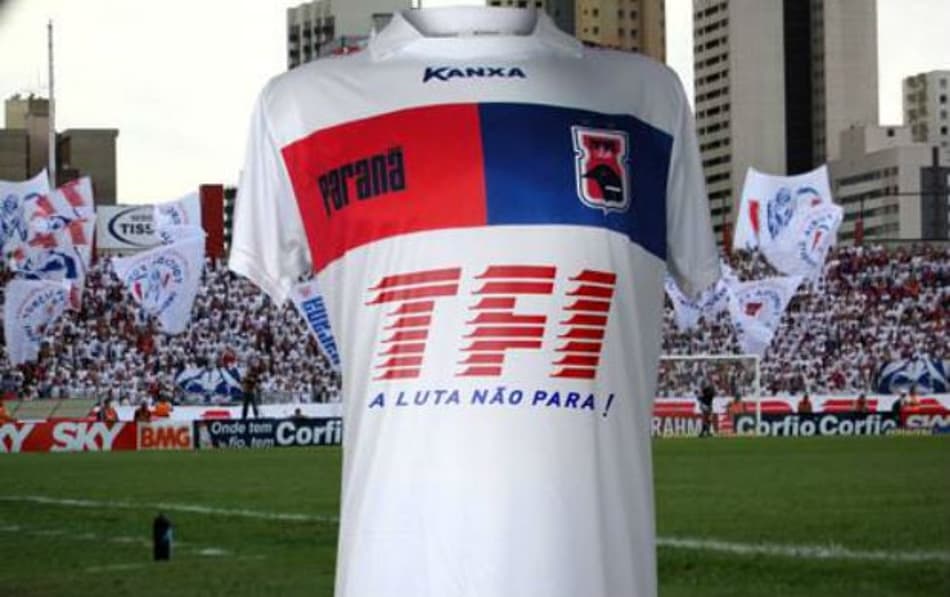 Uniforme do Paraná