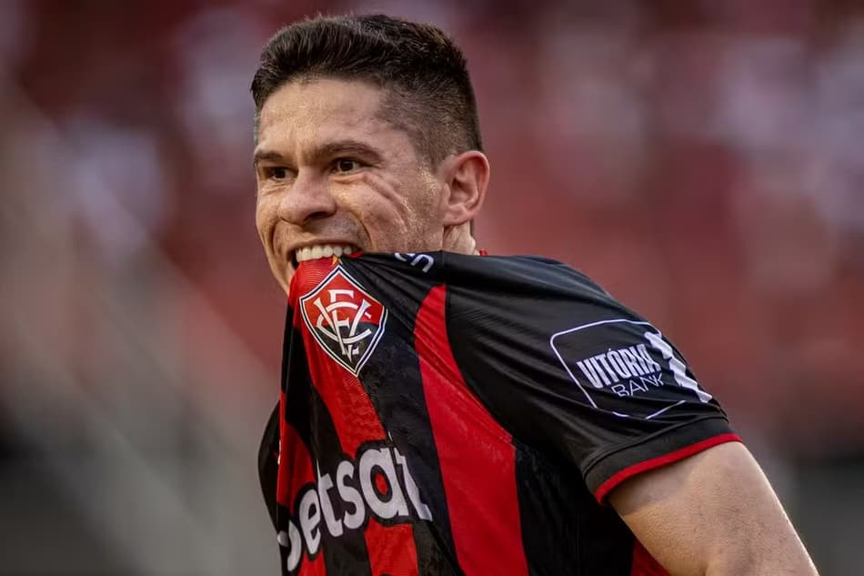 Osvaldo - Vitória