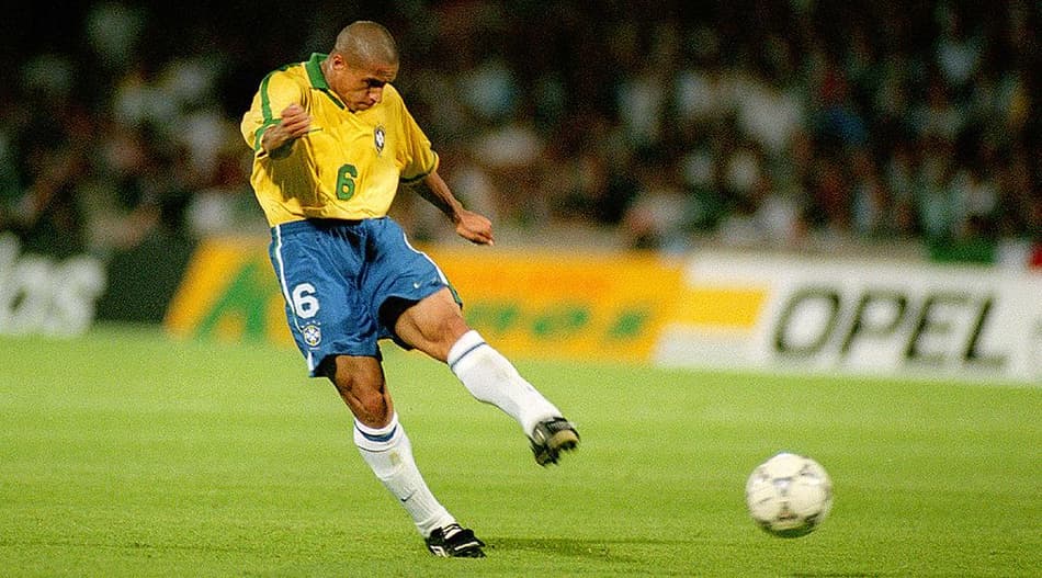 Aniversário do Roberto Carlos! Relembre algumas histórias e fofocas envolvendo o ex-lateral!