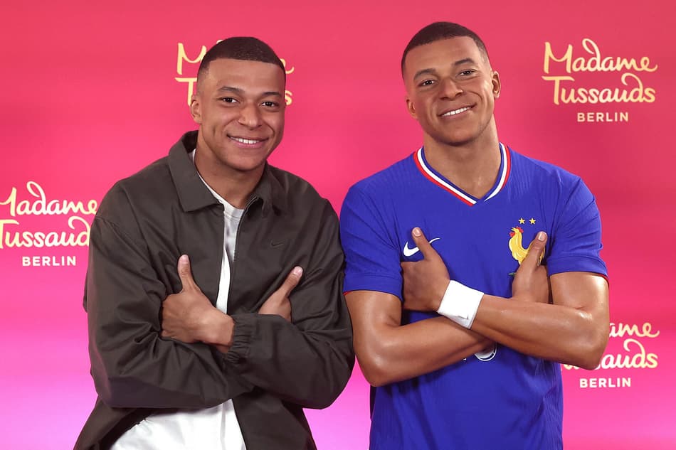 Conheça a incrível estátua de cera de Kylian Mbappé!