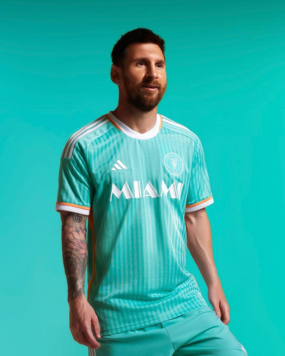Camisa retrô Inter Miami (Foto: Reprodução MLS)
