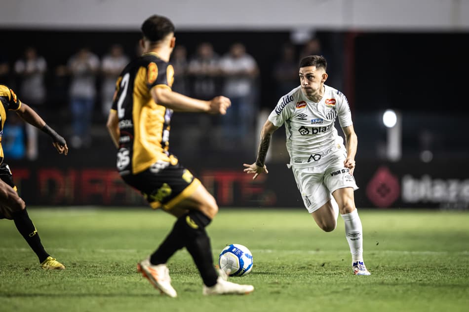 Escobar em Santos x Novorizontino na Vila Belmiro