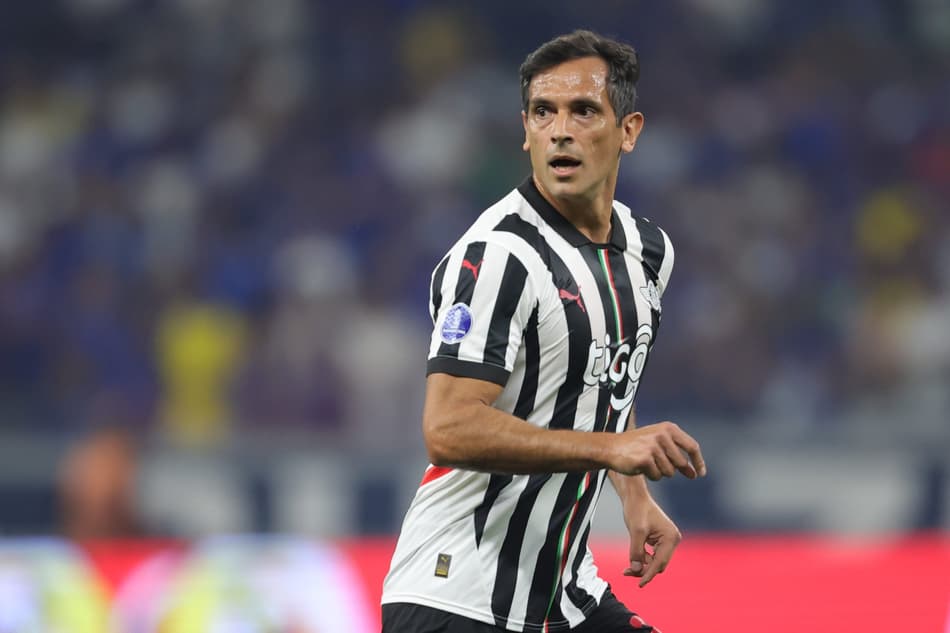 Roque Santa Cruz em Cruzeiro x Libertad