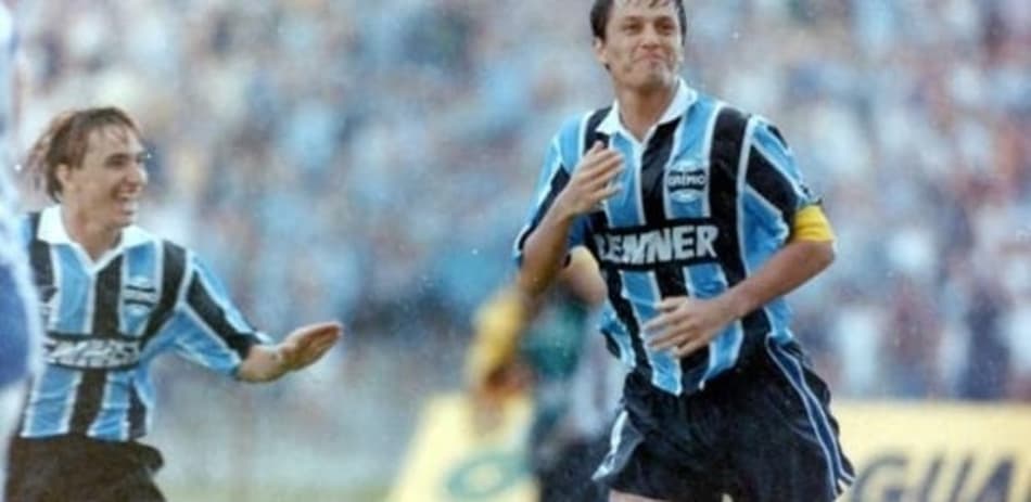 adilson-batista-ex-zagueiro-do-gremio