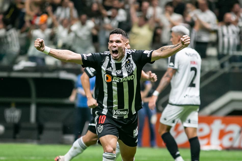 paulinho vasco atlético mg