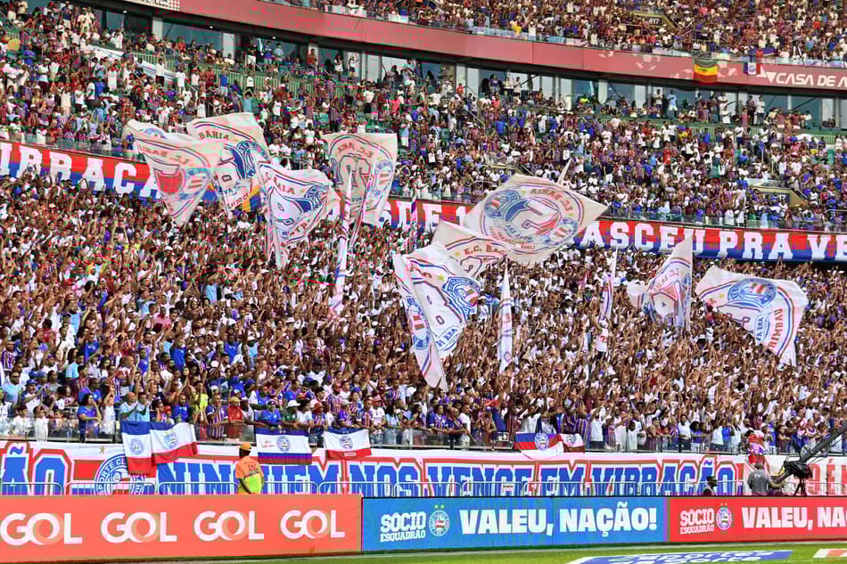 BA - SALVADOR - 21/07/2024 - BRASILEIRO A 2024, BAHIA X CORINTHIANS - Torcida do Bahia durante partida contra Corinthians no estadio Fonte Nova pelo campeonato Brasileiro A 2024. Foto: Walmir Cirne/AGIF