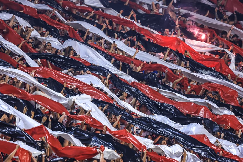 SP - SAO PAULO - 25/09/2024 - COPA LIBERTADORES 2024, SAO PAULO X BOTAFOGO - Torcida do Sao Paulo durante partida contra Botafogo no estadio Morumbi pelo campeonato Copa Libertadores 2024. Foto: Marcello Zambrana/AGIF
