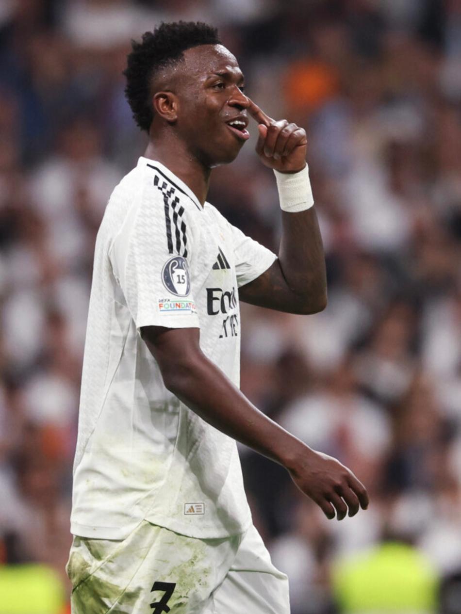 Vini Jr em Real Madrid x Milan