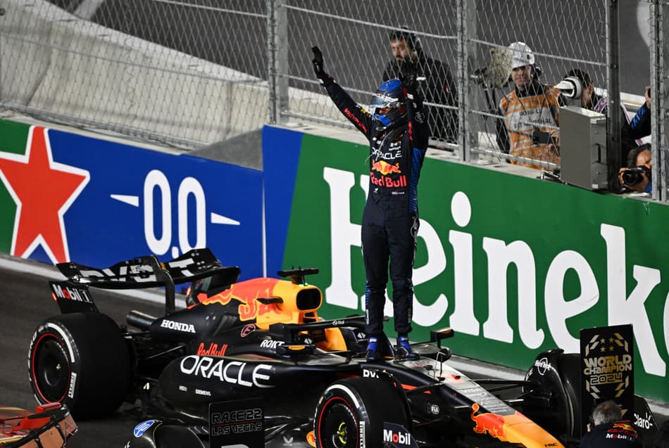 Verstappen é tetracampeão! Confira os pilotos que mais venceram títulos consecutivos