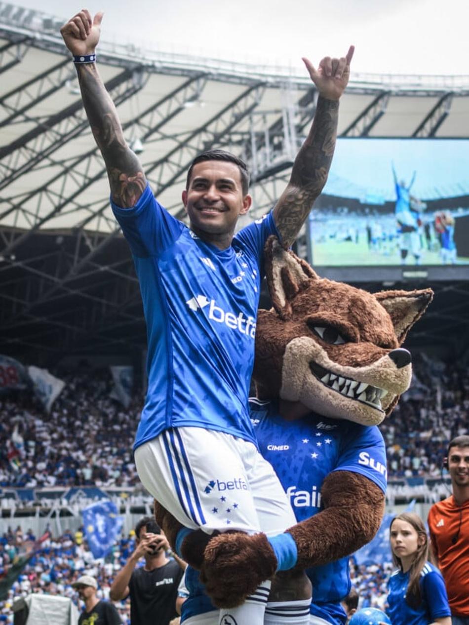 cropped-apresentacao-cabulosa-cruzeiro-3.jpg