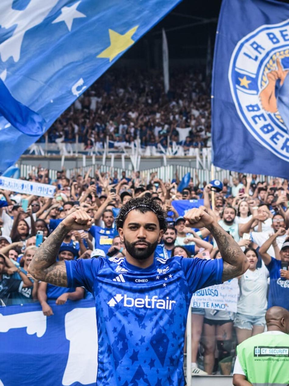 cropped-apresentacao-gabigol-cruzeiro-9.jpg