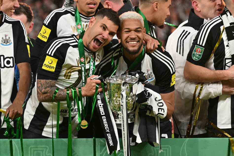 Newcastle é campeão inédito da Copa da Liga Inglesa! Veja os últimos