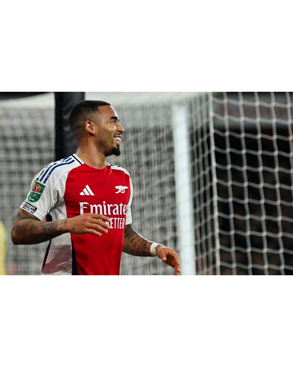 Gabriel Jesus faz hat-trick e salva Arsenal na Copa da Liga Inglesa
