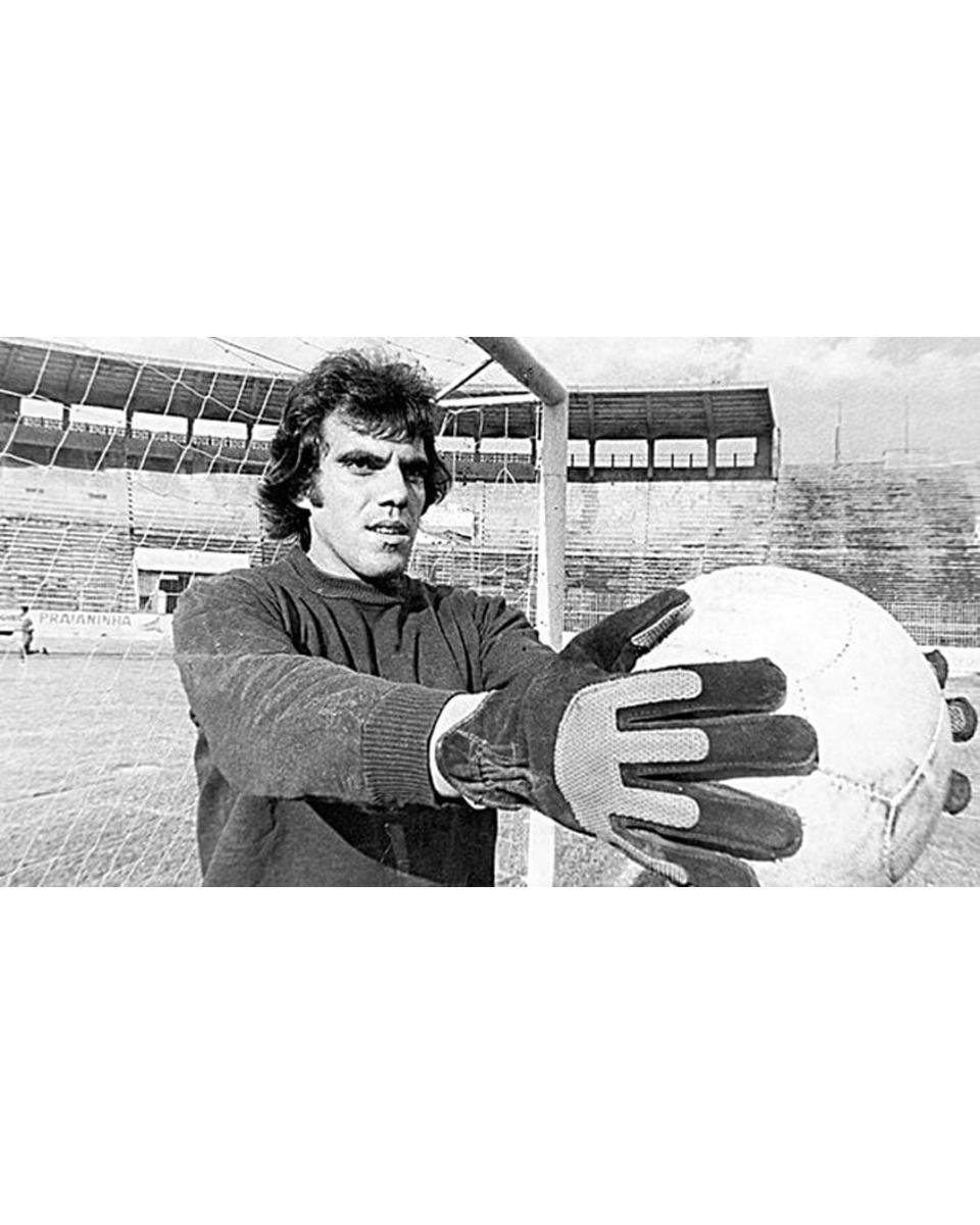 TIM 4G: Mazaropi fez história como goleiro vascaíno - Lance!