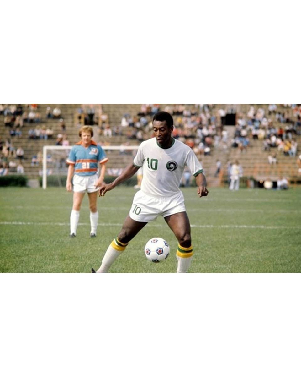 Em sua despedida dos gramados, Pelé foi campeão nos Estados Unidos