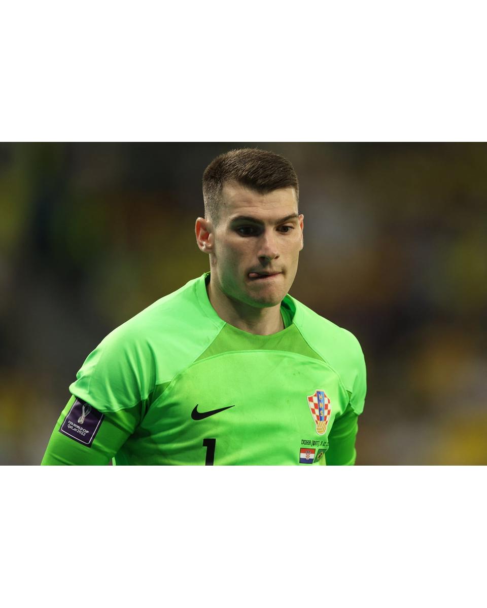 Algoz do Brasil na Copa, Livaković se aproxima de clube italiano