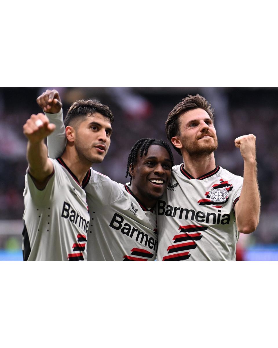 Bayer Leverkusen vence mais uma vez e iguala recorde de maior