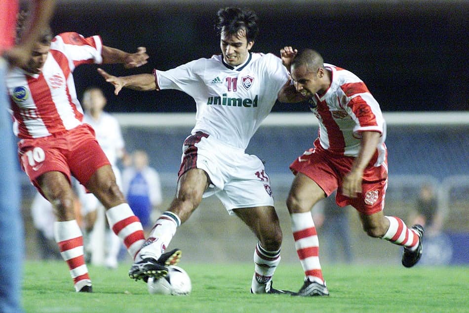 Fluminense x Bangu - Carioca 2002 (Foto: Julio Cesar Guimarães/LANCE!Press)