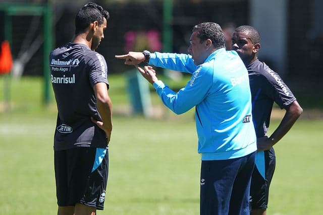 Souza, Luxemburgo e Fernando, Grêmio (Foto: Lucas Uebel/Grêmio)