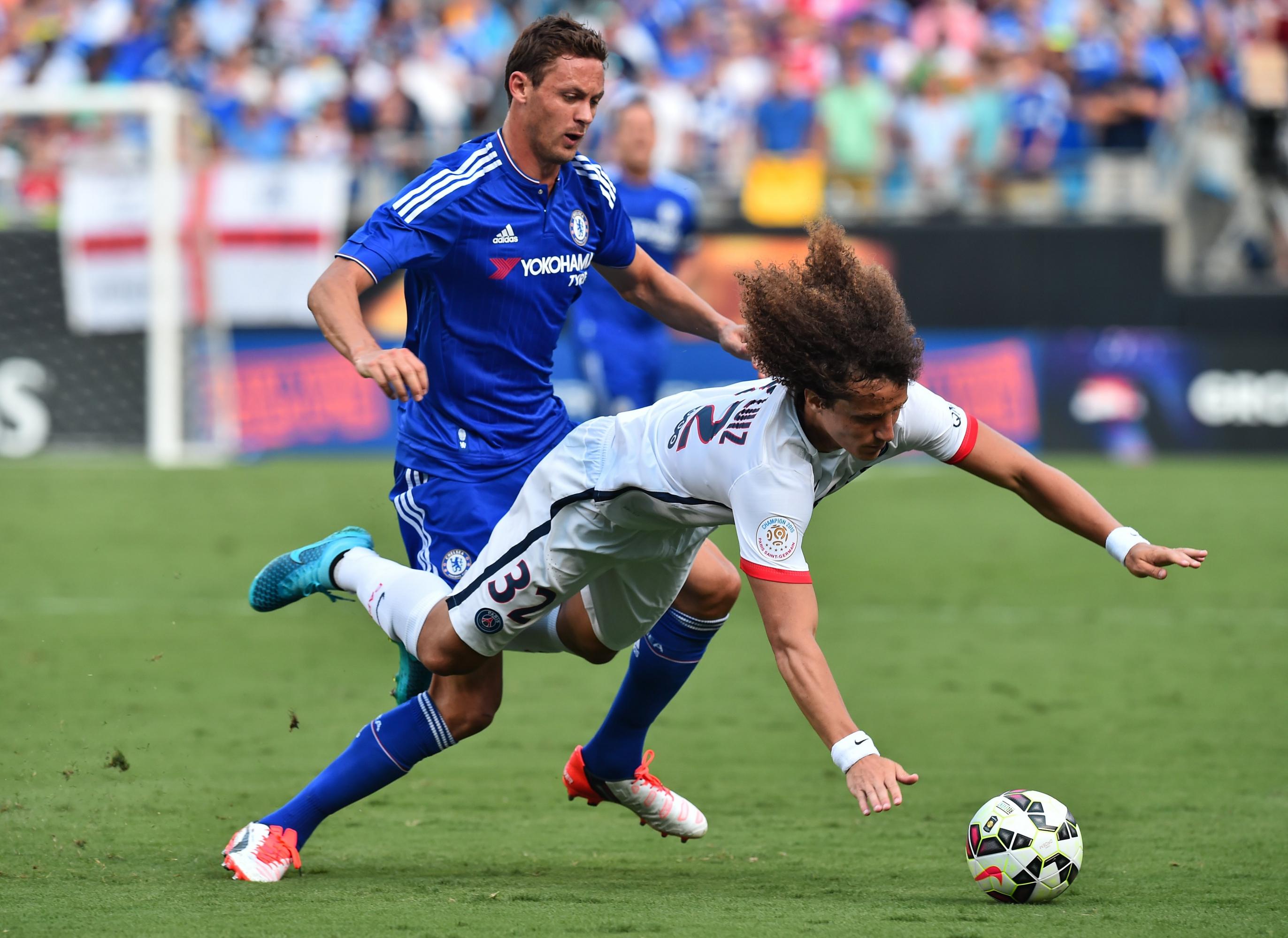 Matic e David Luiz - Chelsea x PSG (Foto: Nicholas Kamm / AFP)