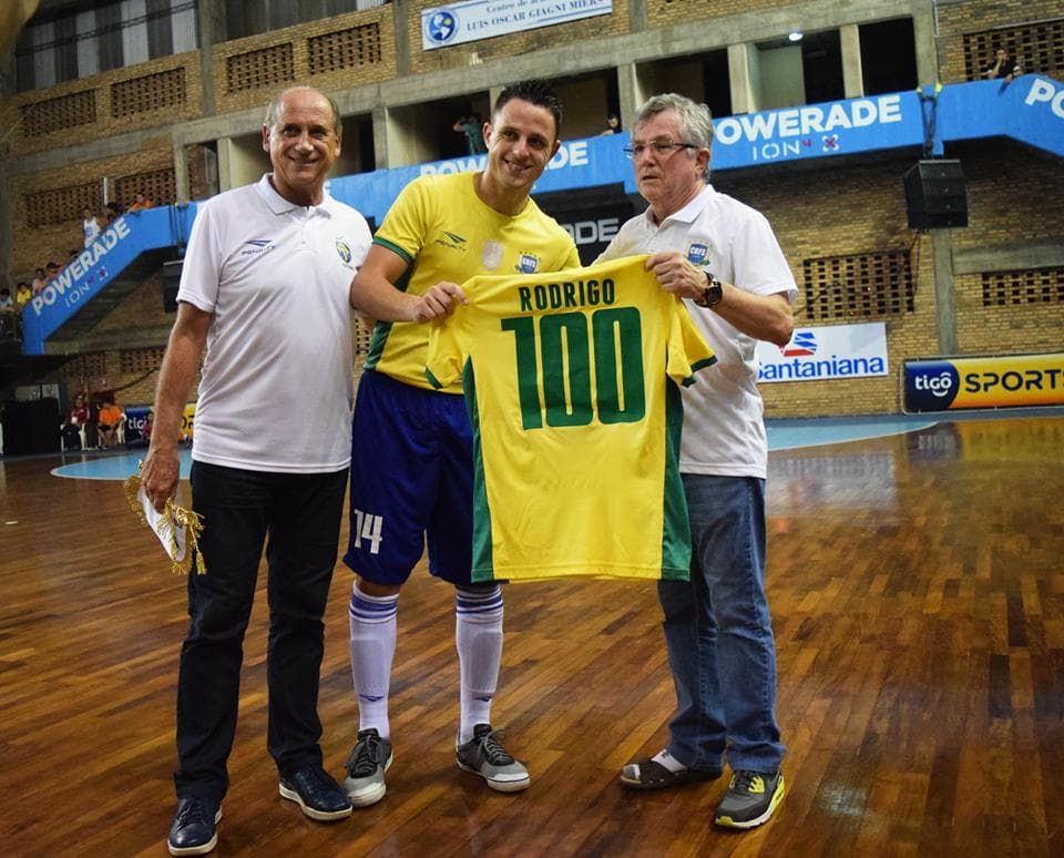 Rodrigo seleção brasileira futsal