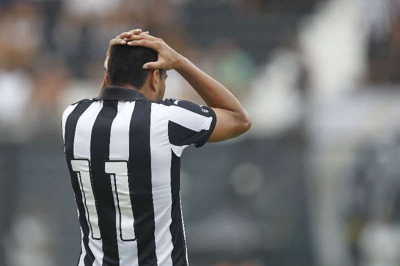 Salgueiro perde pênalti para o Botafogo