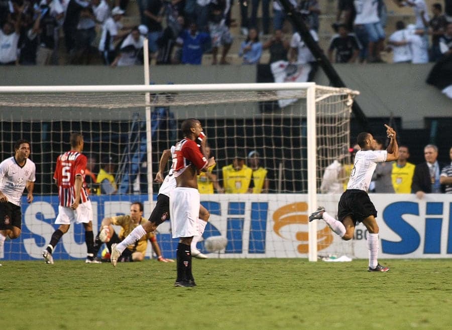 Corinthians x São Paulo 2009 -  Cristian comemora Gol (foto:Reginaldo Castro/LANCE!Press)