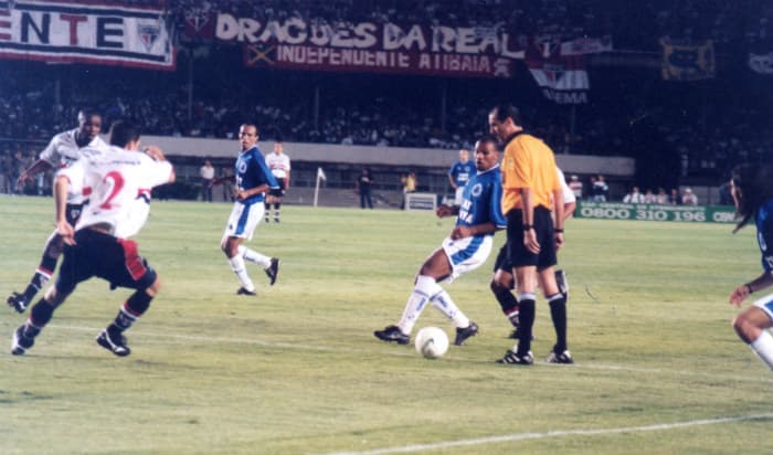 2000 - Cruzeiro 2 x 1 São Paulo - Final da Copa do Brasil